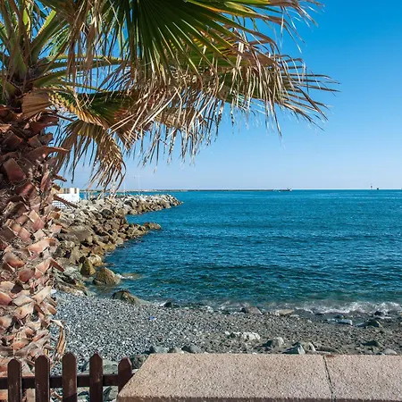 Casa Rostan 아파트 *