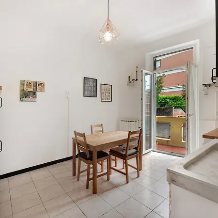 Casa Rostan Апартаменты Генуя