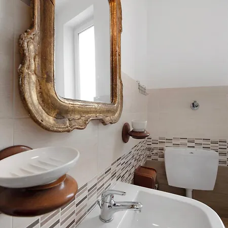 Casa Rostan Genua